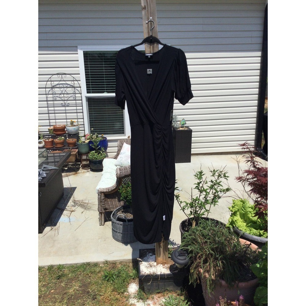 Express womens V-neck midi dress M medium NEW black ruching stretch